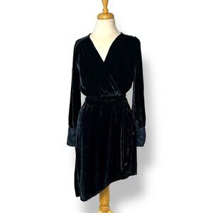 YFB Young Fabulous Broke Kahri Navy Velvet Wrap Skirt Dress Belted Short Sz XS